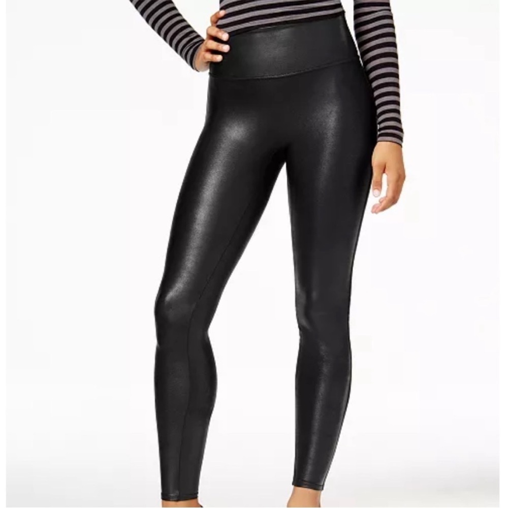 Like New SPANX faux Leather Leggings
Black Size Small